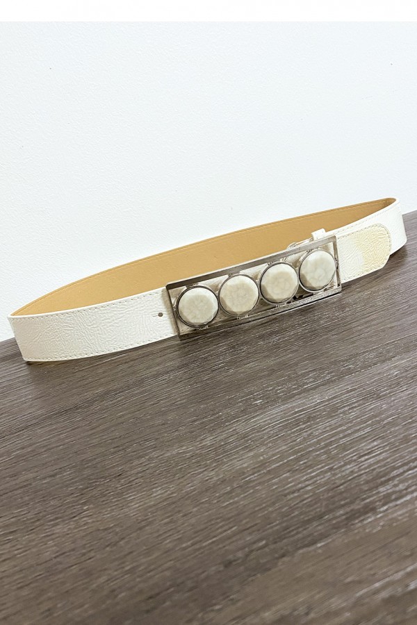 Ceinture beige avec 4 pierres beige à la boucle - 3