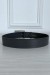 Ceinture grise avec boucle argentée en verre | 1,13 $ | OKKO MODE