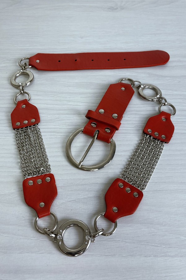 Ceinture rouge en simili avec chêne et accessoire argenté - 4