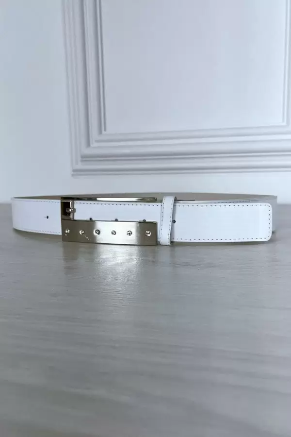 Ceinture blanche fine avec boucle rectangulaire strass