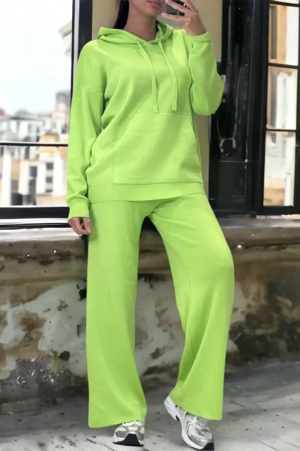 Grünes Sweatshirt und Palazzo-Ensemble aus dehnbarem Strickstoff