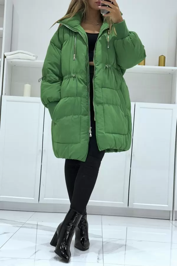 Doudoune verte style parachute avec gros coll et attache cordon


