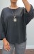 Blusa negra cuello redondo elegante con collar | 14,34 $ | OKKO MODE