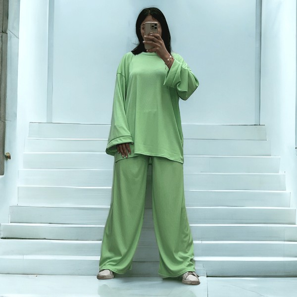 Grünes Tunika-Top und Stretch-Ribbed-Hose Set für Frühling/Sommer