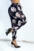 Weite marineblaue Hose mit Herbstlaubmuster. | 6,69 $ | OKKO MODE