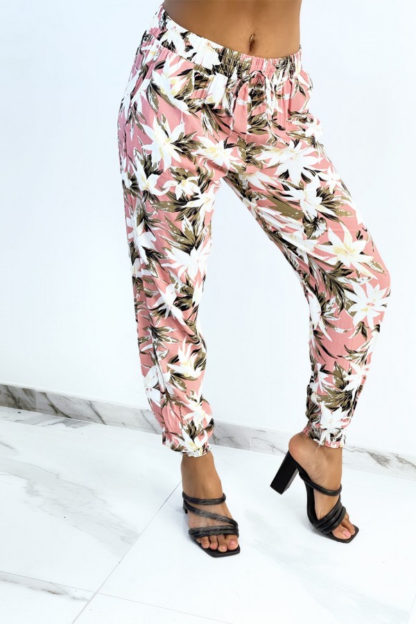 Pantalon fluide rose imprimé tropical resserré aux chevilles  - 2