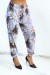 Pantalón amplio lila estampado hojas otoñales | 6,69 $ | OKKO MODE