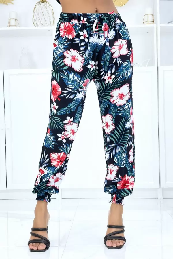 Pantalón negro estampado floral, elástico en cintura y tobillos