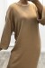 Vestido longo de lã com gola redonda - cor caramelo | 20,48 $ | OKKO MODE