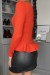 Suéter vermelho com corte peplum e gola alta. | 7,96 $ | OKKO MODE