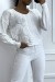 Suéter blanco con cuello en V y detalle de encaje - Talla única | 10,08 € | OKKO MODE