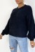 Pull noir à col rond tout doux effet bouffant | 10,92 $ | OKKO MODE