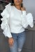 Blusa blanca con volantes en las mangas | 7,96 $ | OKKO MODE