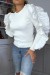 Blusa blanca con volantes en las mangas | 7,96 $ | OKKO MODE