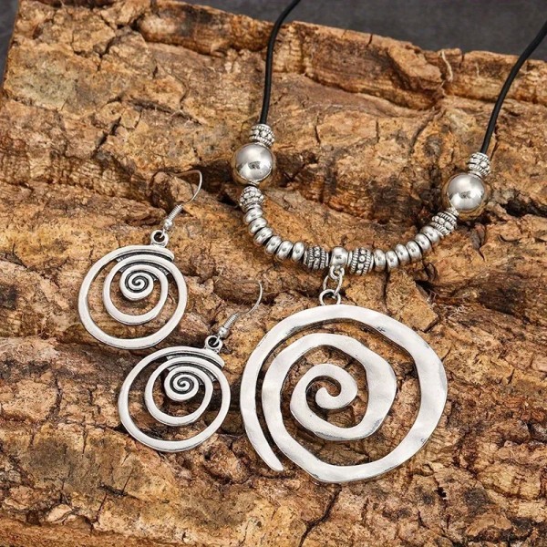 Ensemble de bijoux bohème, boucles d'oreilles et collier en spirale rétro|3,99 €|OKKO MODE