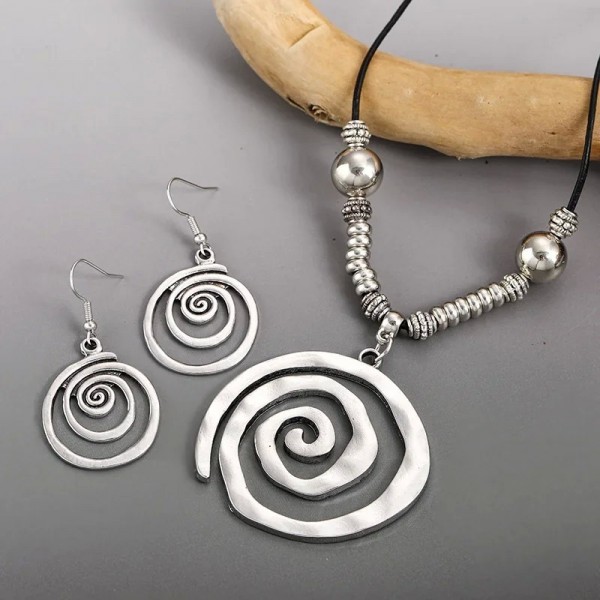 Ensemble de bijoux bohème, boucles d'oreilles et collier en spirale rétro|3,99 €|OKKO MODE