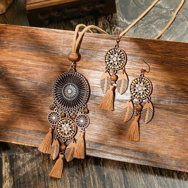 Ensemble de bijoux vintage Boho pour femmes, pendentif pompon et boucles d'oreilles|4,49 €|OKKO MODE