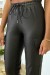 Pantalón cargo negro en cuero sintético | 16,38 $ | OKKO MODE