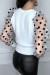 Pull blanc duveteux à manche plumetis en tulle | 6,83 $ | OKKO MODE