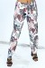 Calça estampada com penas multicoloridas - corte reto | 6,17 € | OKKO MODE