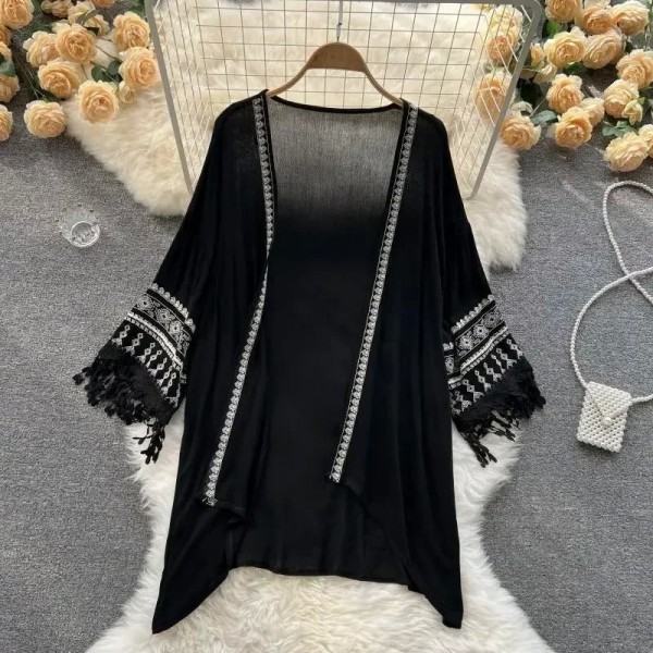 Boho Poncho Strand Kimono mit Fransen und Stickerei, Sommermode ED1881
